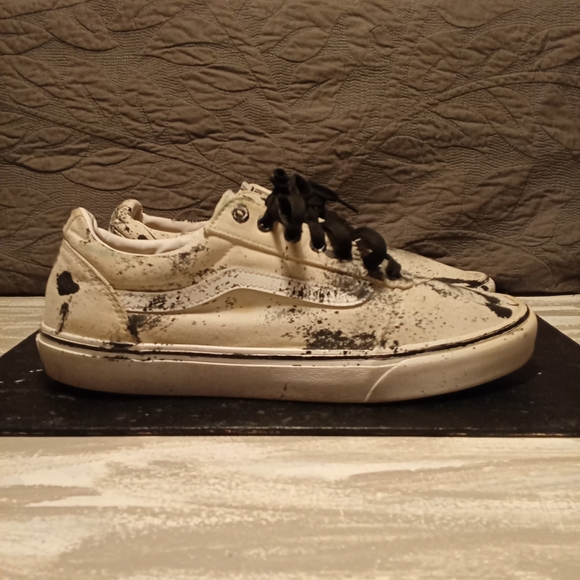 Vans Black and White Athletic Shoes - Picture 5 of 6